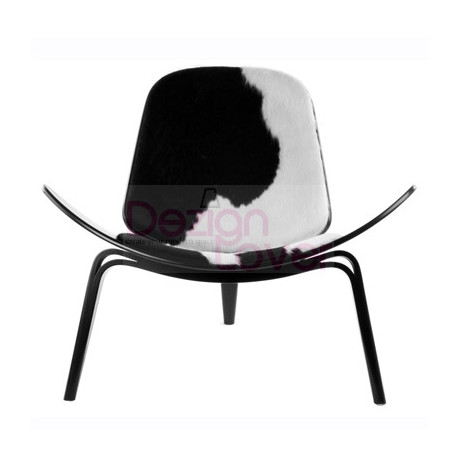 Wegner CH07 Shell Chair Cowhide