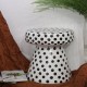 Tabouret de jardin en céramique à pois noirs et blancs